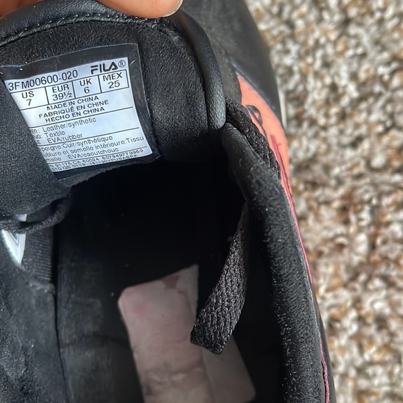 Sneakers - Picture 6 of 6